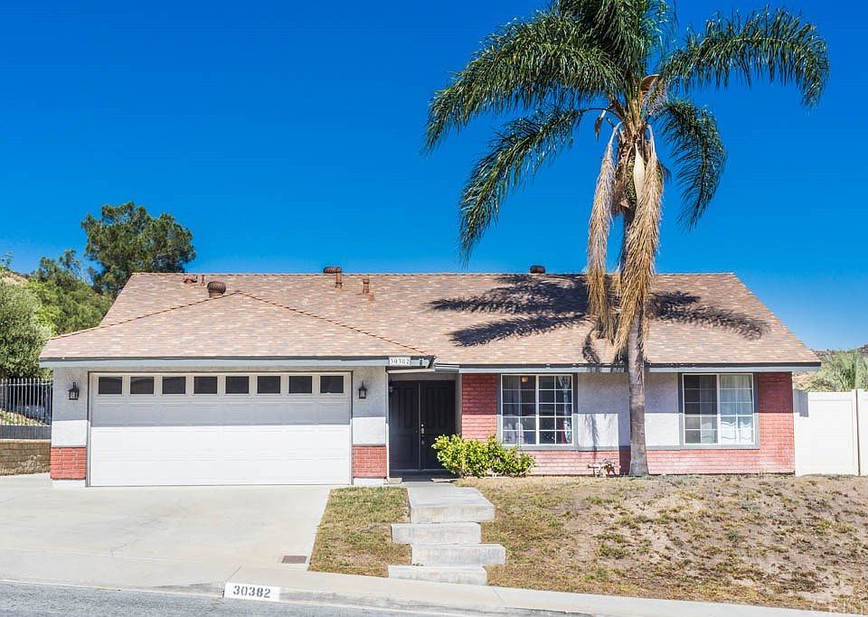 1st image of 30382 Honeysuckle Hill Dr