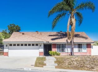 30382 Honeysuckle Hill Dr, Santa Clarita, CA 91387
