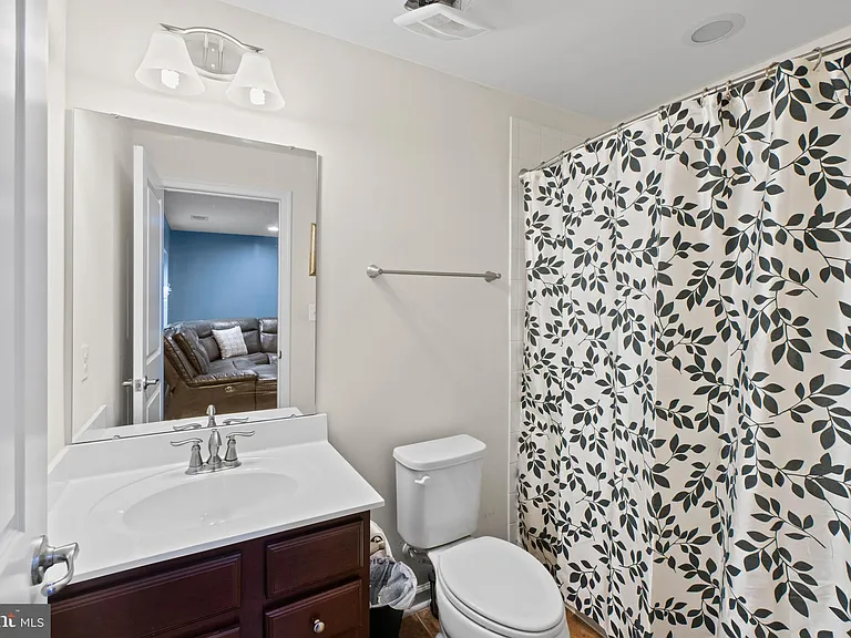 8056 Locust Mill St — Photo 17