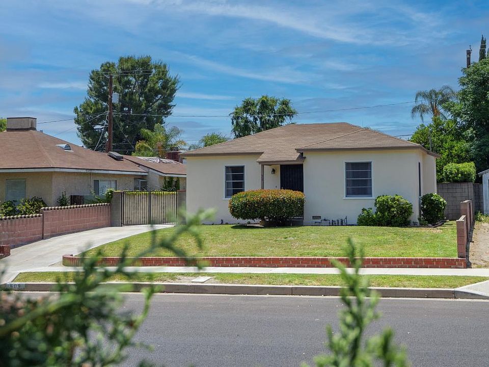 1st image of 909 N Orchard Dr