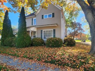 599 E Canal St, Newcomerstown, OH 43832