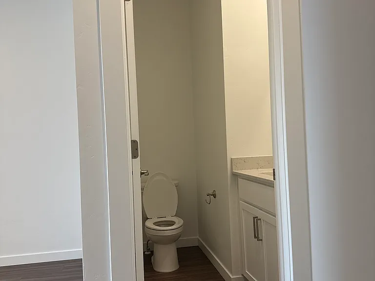208 N Stratus Way — Photo 26