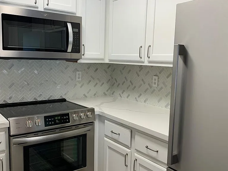 1021 Autumn Cir #A — Photo 4
