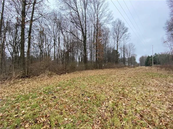 Arndale Rd, Stow, OH 44224