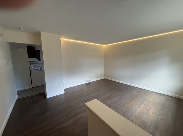 200 N Christine Cir #1