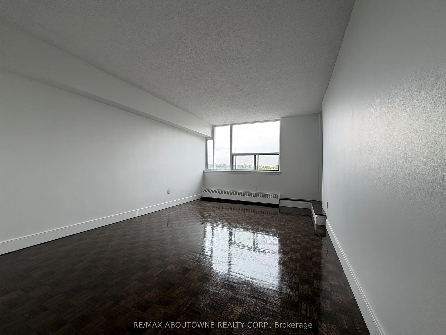 2 bed, $2,440 — Photo 3