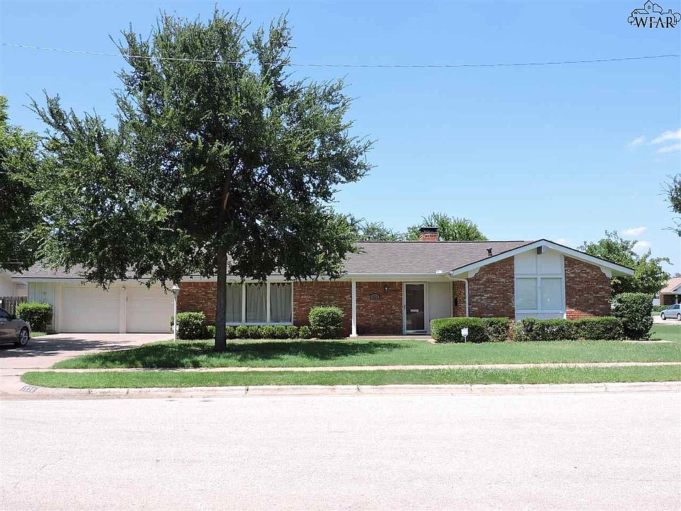 1st image of 1520 Primrose Dr