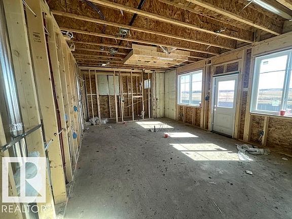 5th image of 18 Owl Ridge Close