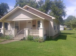 116 4th St, Park Hills, MO 63601