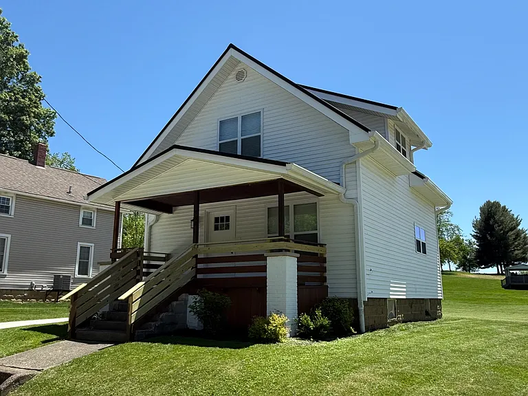 389 State St — Photo 1