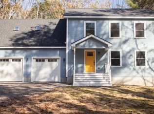 39 Middle Bay Rd, Brunswick, ME 04011