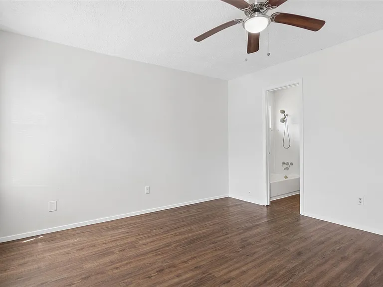 2504 Ewell Dr — Photo 11