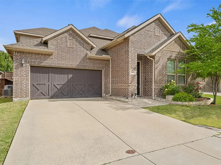 3421 Poinsettia Way — Photo 9