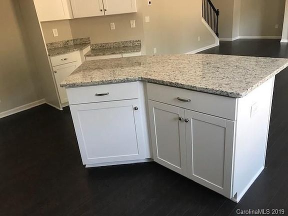 4th image of 124 Bristleback Ct