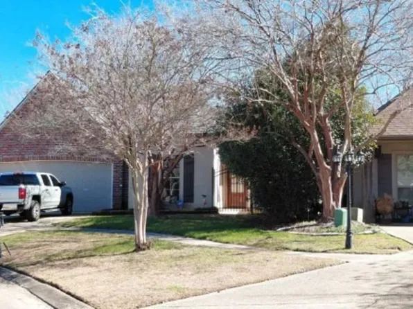 4034 Water Oak Dr, Zachary, LA 70791