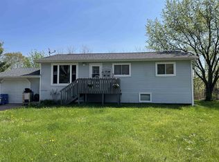 1104 West St, Necedah, WI 54646
