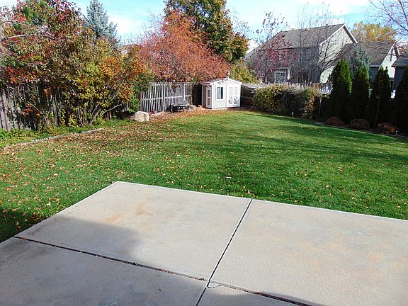 Back Patio-Yard