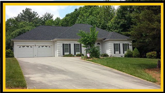 2nd image of 1638 Skyland Dr