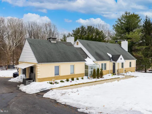 222 N Star Rd, Newark, DE 19711