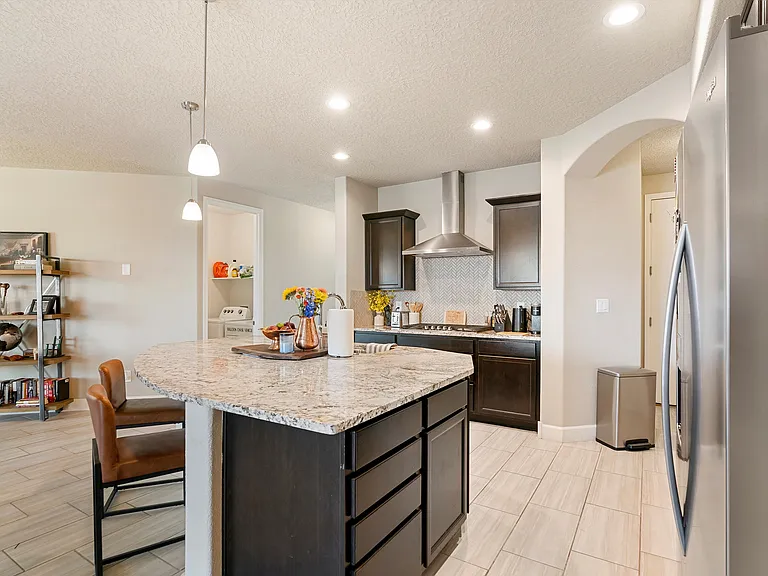4453 Skyline Loop NE — Photo 10