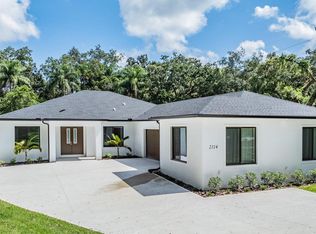 2114 Curry Rd, Lutz, FL 33549