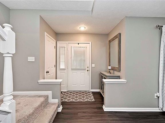 4th image of 8367 Woodbrush Ct