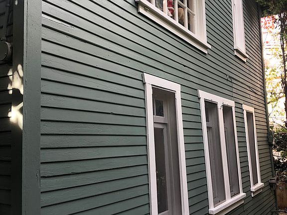 2nd image of 427 Museum Dr