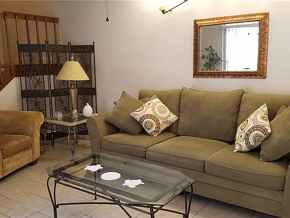5th image of 3304 Sandlewood Ln APT 4
