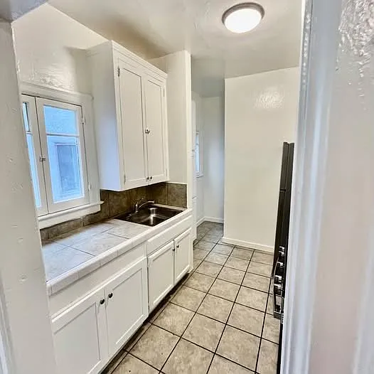 2 bed, 901 sqft, $2,295 — Photo 3