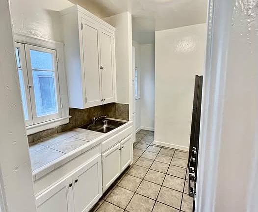 3rd image of 439 Union Dr APT 7