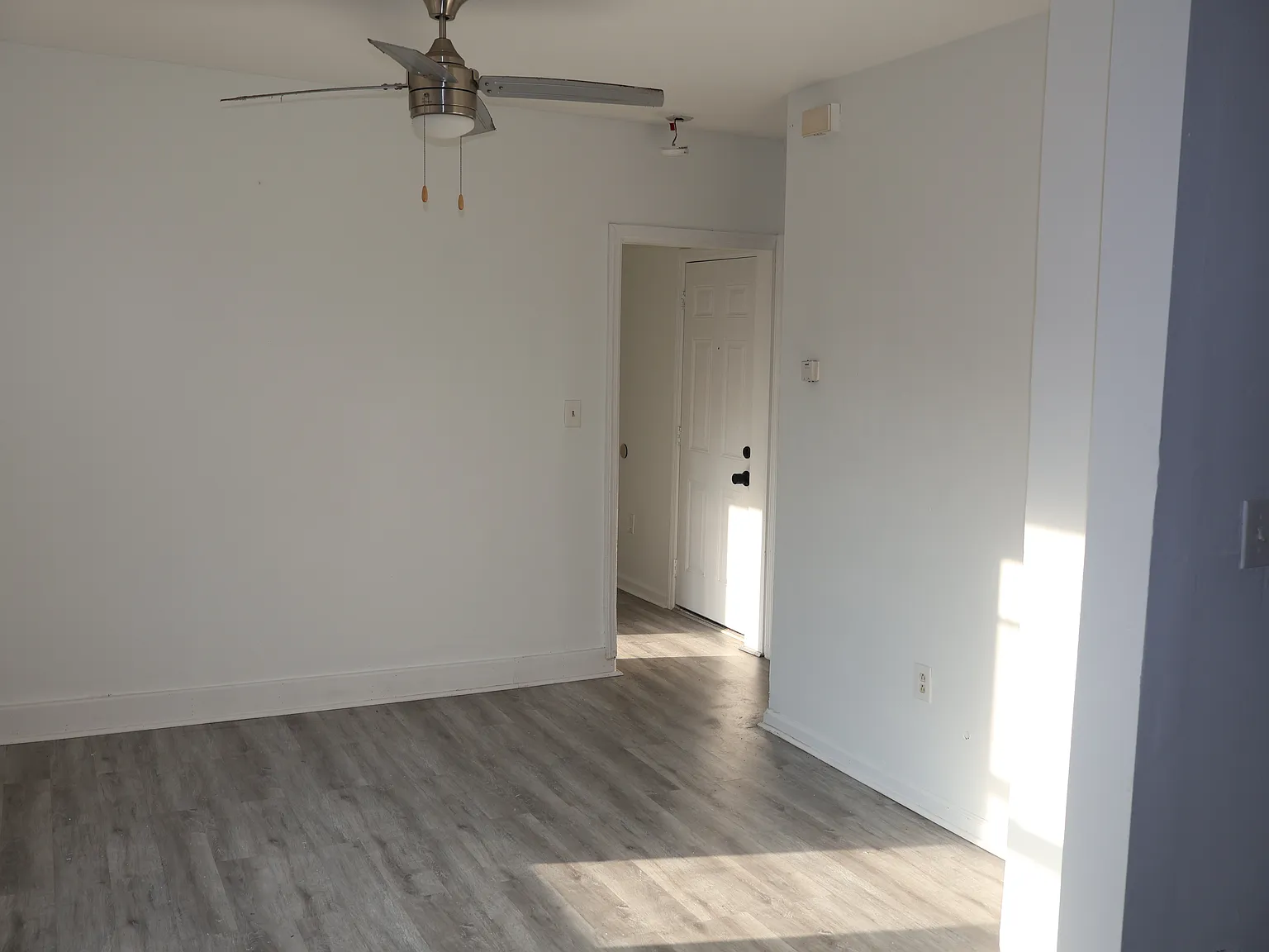 3 bed, 1150 sqft, $1,850 — Photo 3
