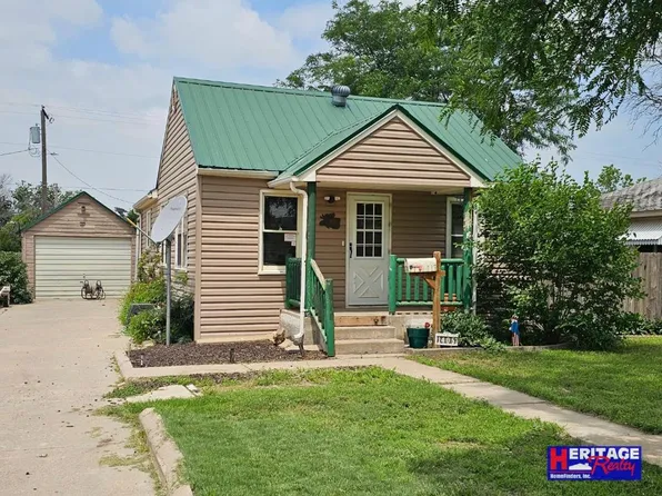 1405 A St, Garden City, KS 67846