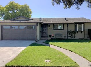 1398 Santa Fe Dr, San Jose, CA 95118