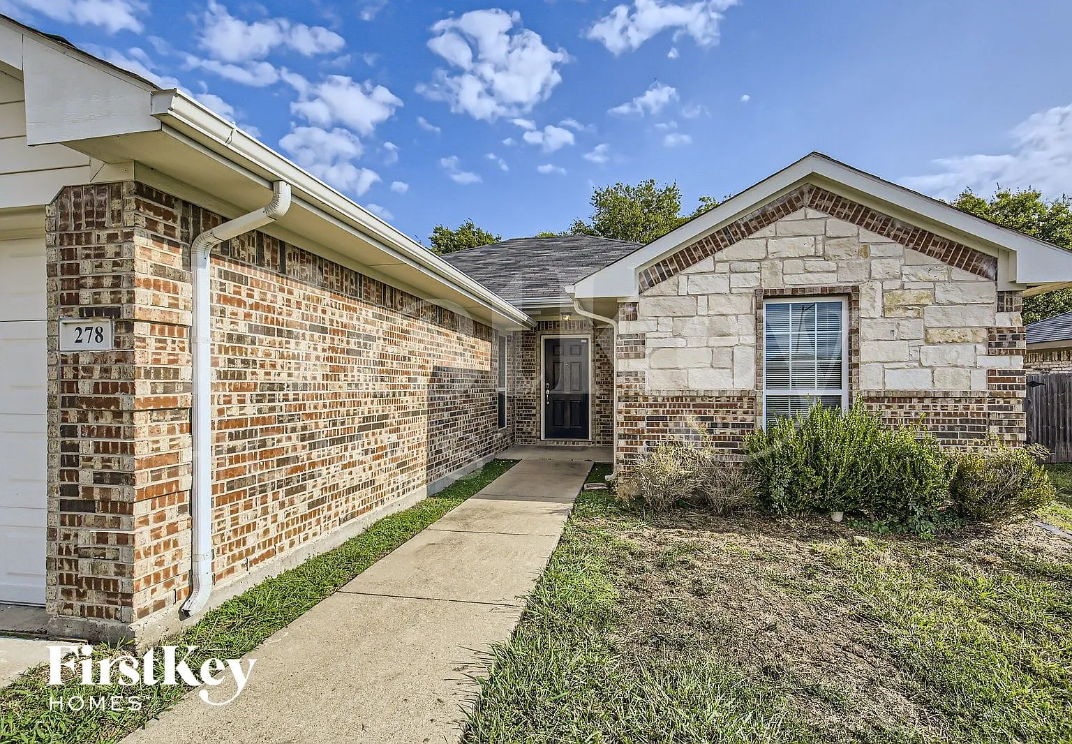 4 bed, 2.0 bath, 1680 sqft, $1,680 — Photo 3