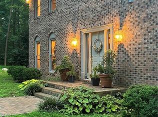 8316 Potter Rd, Matthews, NC 28104