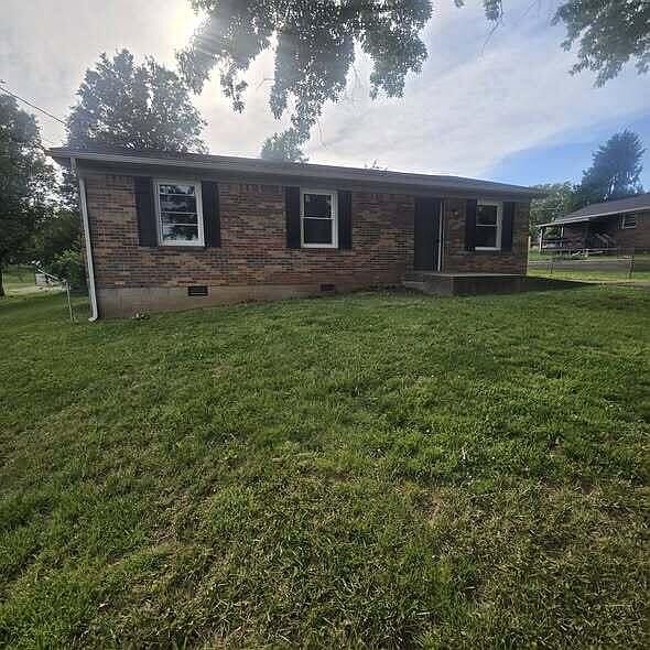 1st image of 219 Vail Dr