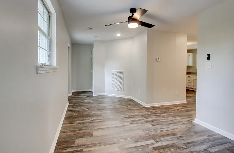 2024 Lintwood Dr — Photo 12