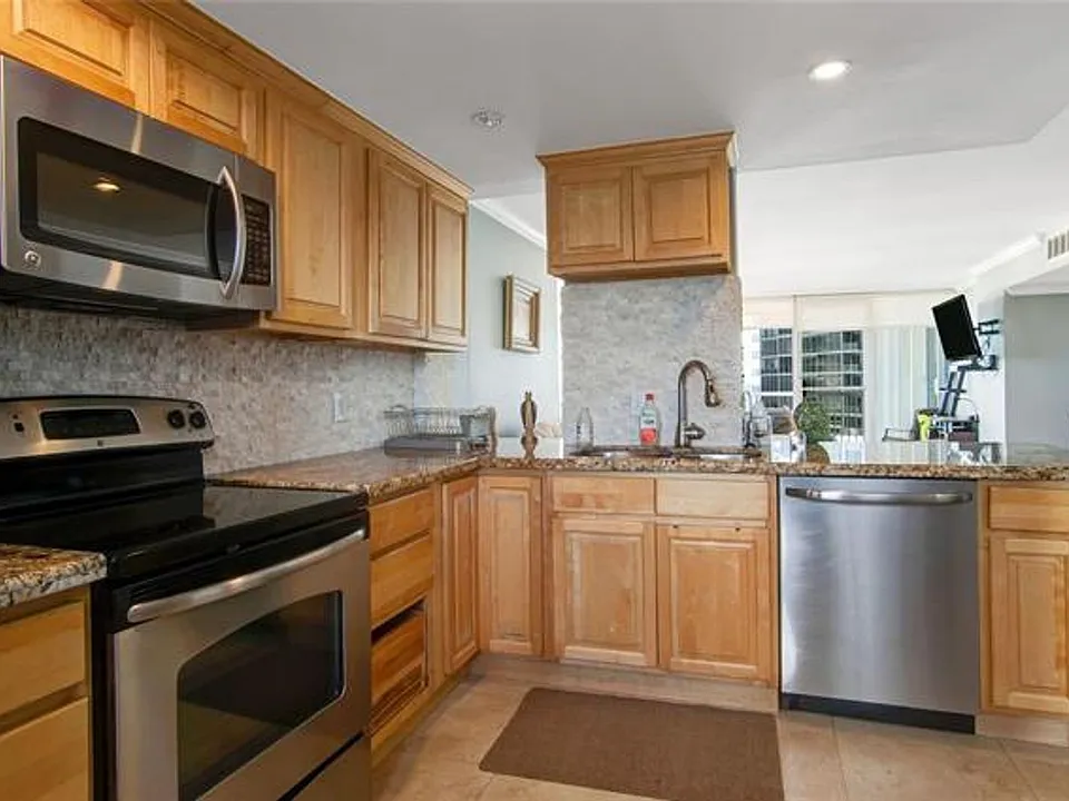 2200 NE 33rd Ave #CU-9A