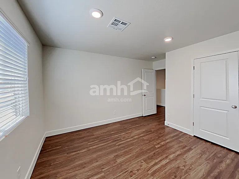 1613 Viaggio Ave — Photo 17