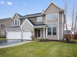 2929 Davenport Dr, West Chicago, IL