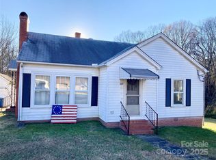 227 Nesbit Dr, Salisbury, NC 28147