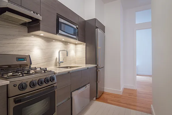 Rented by Bold New York | media 7