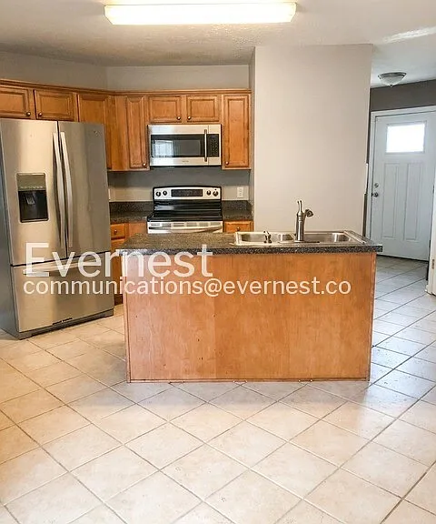979 Tom Hailey Blvd — Photo 2