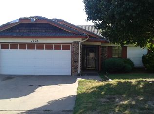 7208 Ridge Rd W, Fort Worth, TX 76133