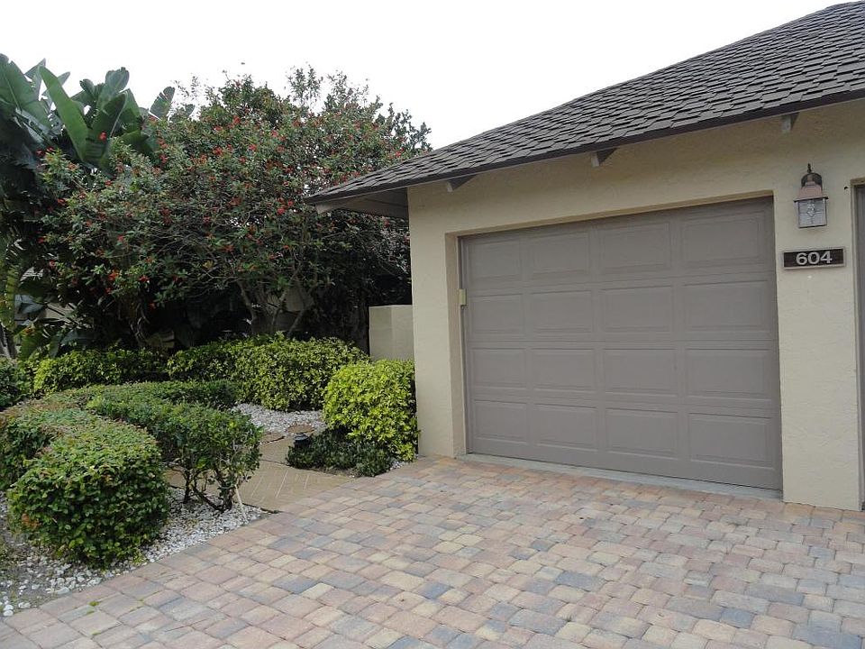 Home For Sale In Boca West