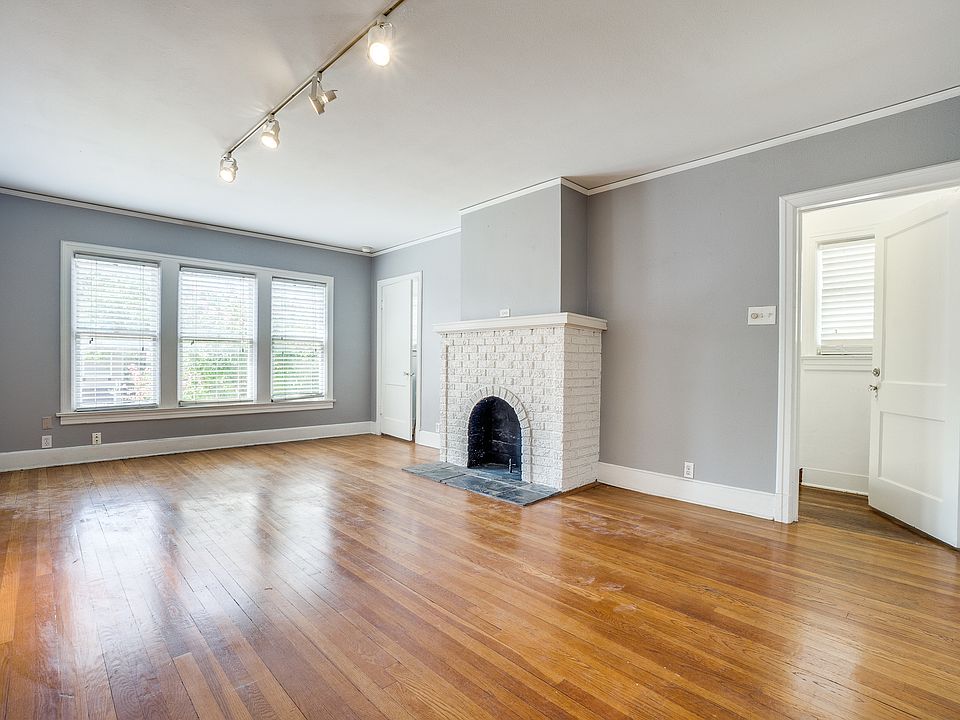 Living Room with Fireplace
