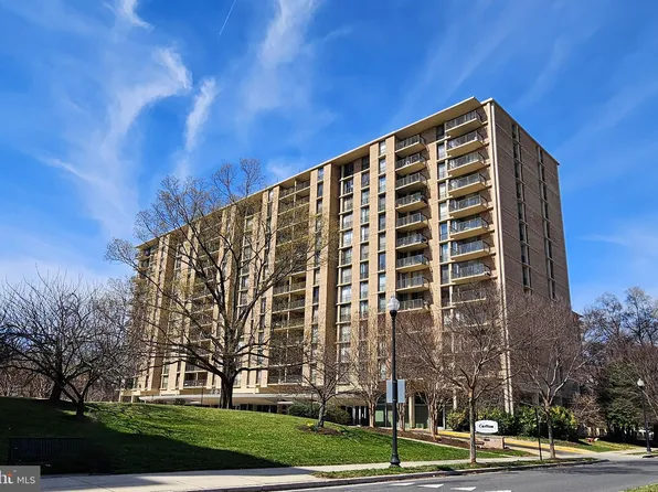 4600 S Four Mile Run Dr APT 722, Arlington, VA 22204