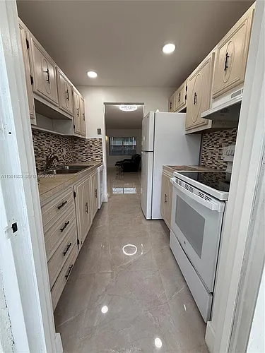 6650 Royal Palm Blvd #110C Photo 1