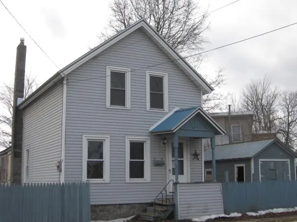 921 Caroline St, Ogdensburg, NY 13669
