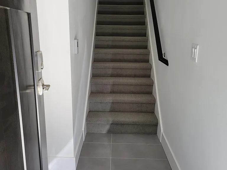 18518 96th Dr NE #D — Photo 8
